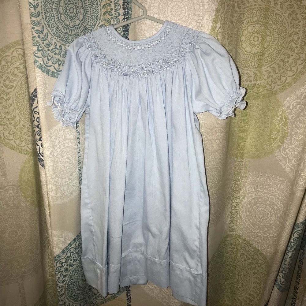 Carriage Boutique smocked dress 2T